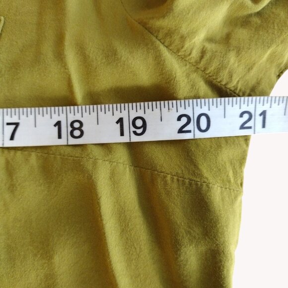 A New Approach Top Large Long Tab Sleeves Pockets Mustard Green - Picture 5 of 13